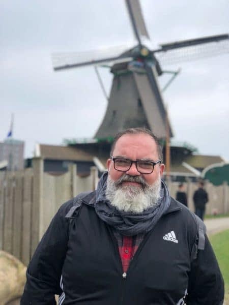 Fotos do autor, e dono do site, na cidade dos moinhos na Holanda.